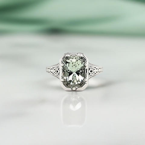 14kw light green beryl filigree ring
